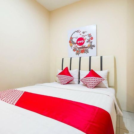 Sentosa Guest House 폰티아낙 외부 사진