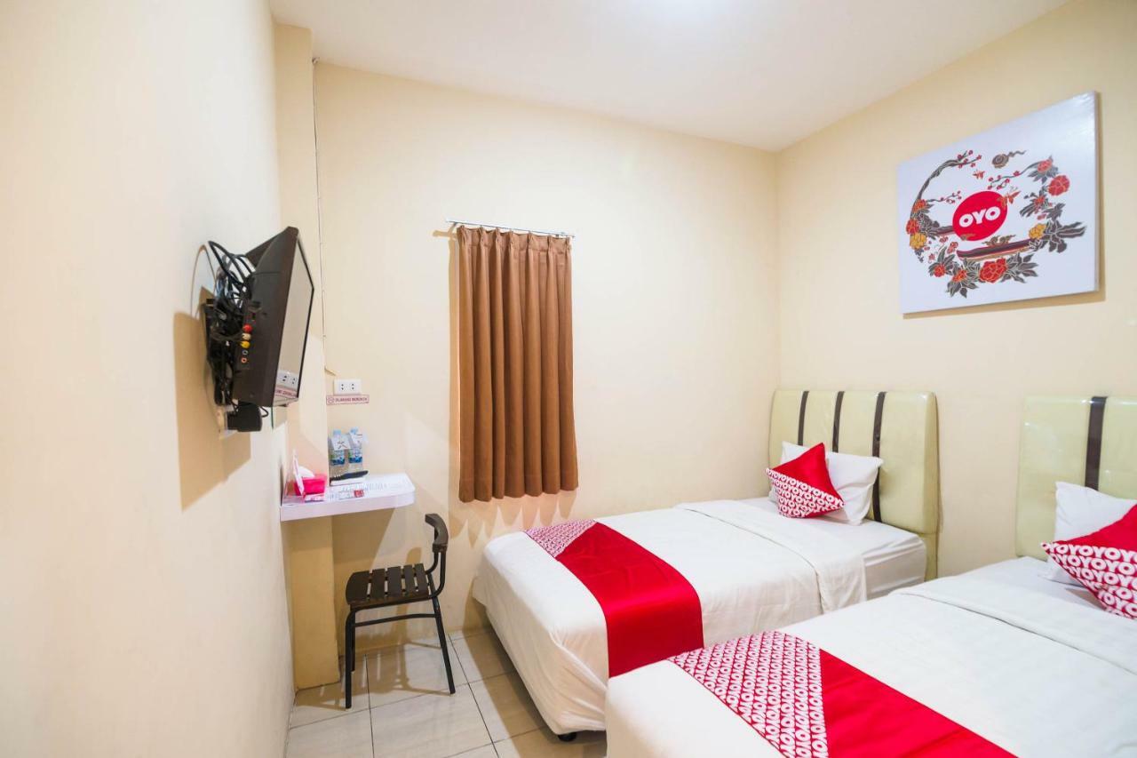 Sentosa Guest House 폰티아낙 외부 사진