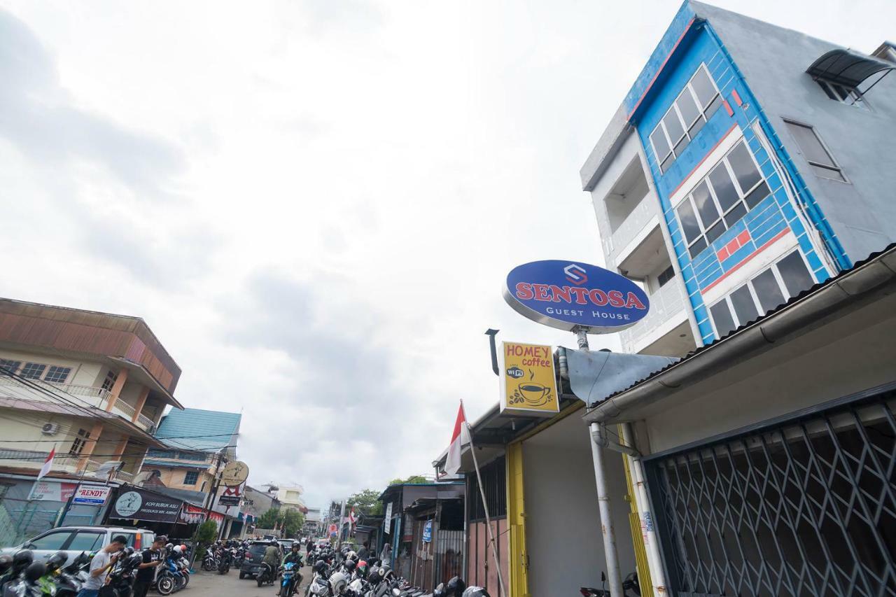 Sentosa Guest House 폰티아낙 외부 사진