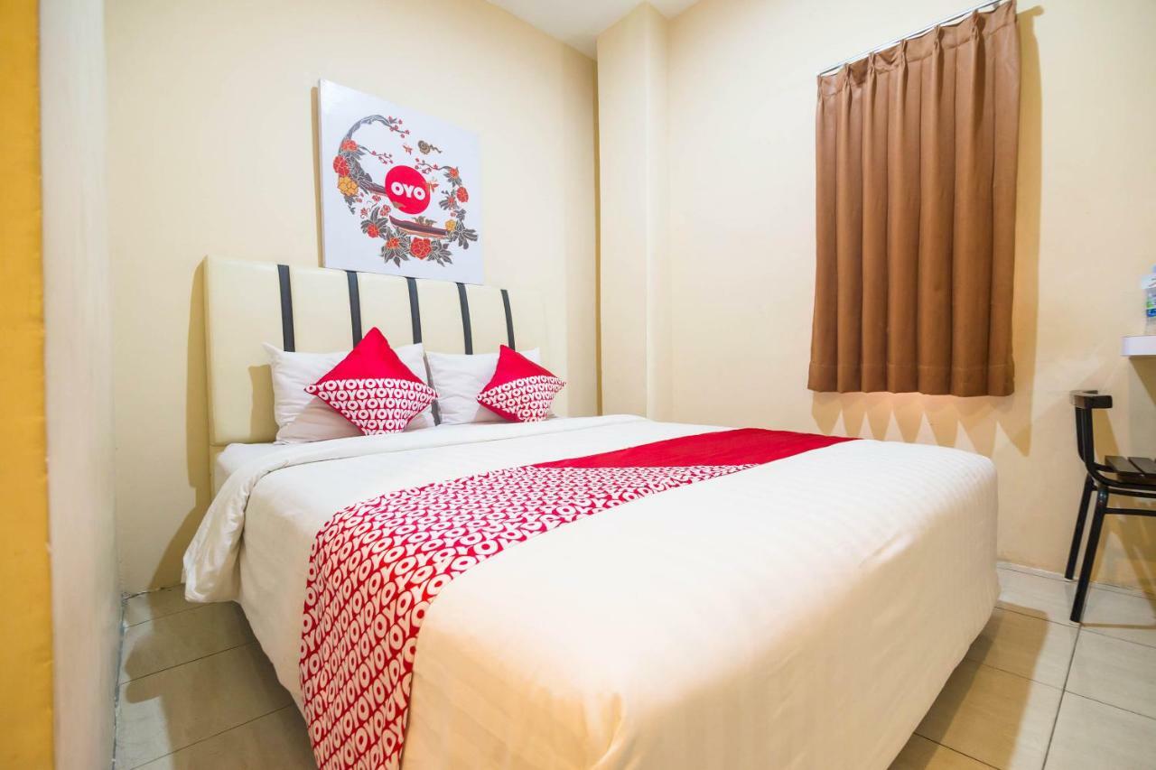 Sentosa Guest House 폰티아낙 외부 사진