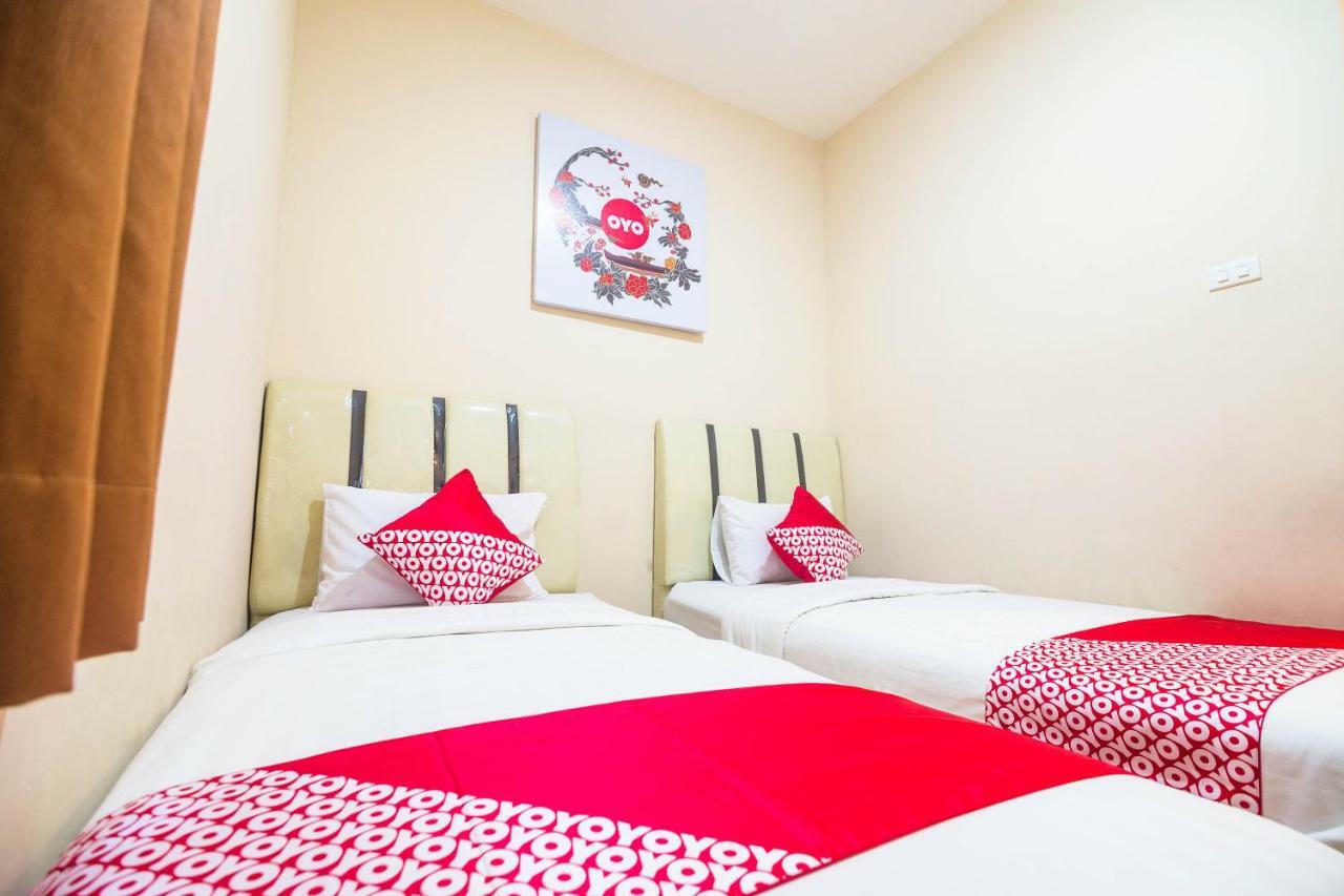 Sentosa Guest House 폰티아낙 외부 사진